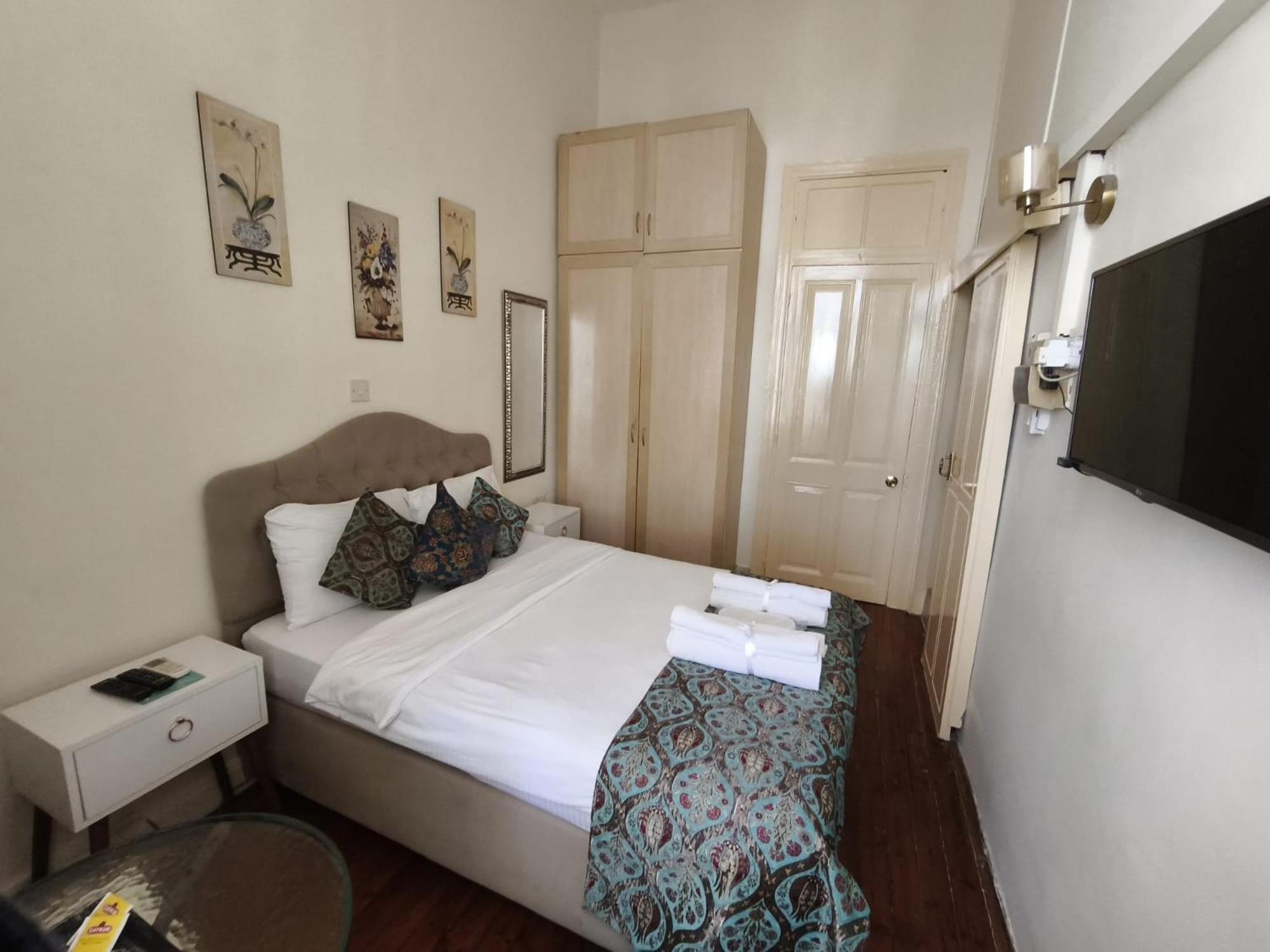 Deniz Konak Boutique Hotel Kyrenia  Zimmer foto